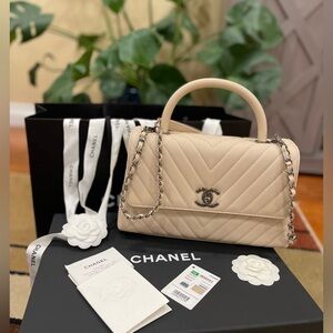 ❌SOLD❌Chanel coco handle classic bag